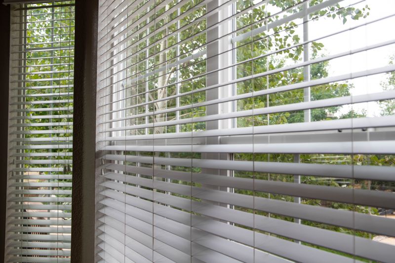 Installing Horizontal Blinds